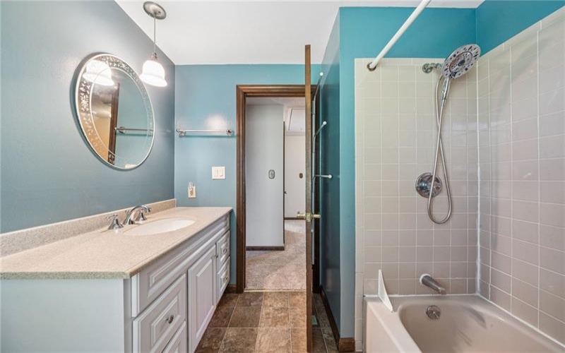 3638 School Rd, Murrysville, 15668, 4 Bedrooms Bedrooms, 10 Rooms Rooms,2.1 BathroomsBathrooms,Residential,For Sale,School Rd,1763647