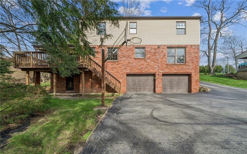 3638 School Rd, Murrysville, 15668, 4 Bedrooms Bedrooms, 10 Rooms Rooms,2.1 BathroomsBathrooms,Residential,For Sale,School Rd,1763647