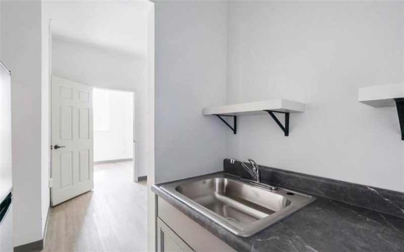 1247 Leishman Ave, New Kensington, 15068, 1 Bedroom Bedrooms, ,1 BathroomBathrooms,Lease,For Rent,Leishman Ave,1763665