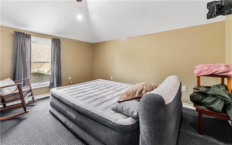 1147 Gallatin Ave Ext, Uniontown, 15401, 3 Bedrooms Bedrooms, 8 Rooms Rooms,2.3 BathroomsBathrooms,Residential,For Sale,Gallatin Ave Ext,1763675