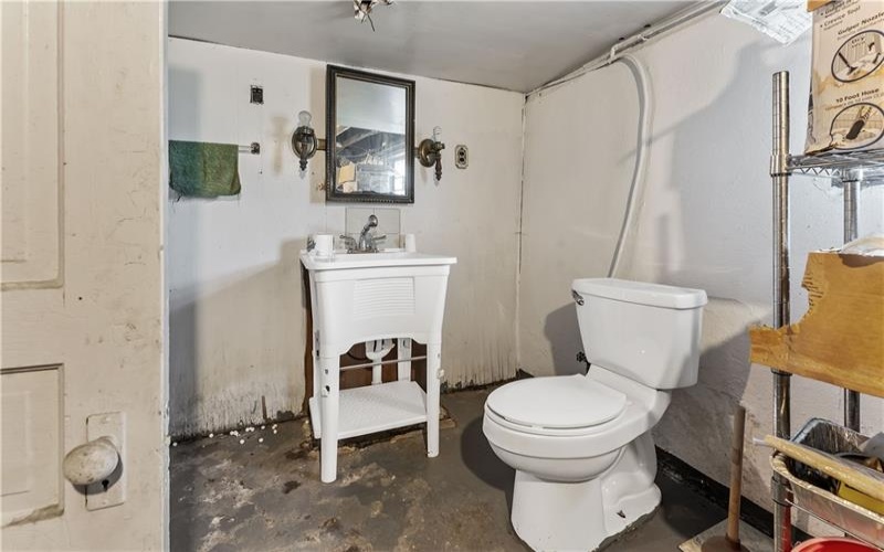 1147 Gallatin Ave Ext, Uniontown, 15401, 3 Bedrooms Bedrooms, 8 Rooms Rooms,2.3 BathroomsBathrooms,Residential,For Sale,Gallatin Ave Ext,1763675