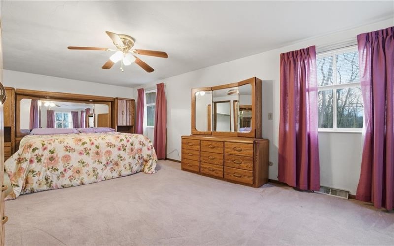 537 Lebanon School Rd, Rostraver Twp, 15012, 3 Bedrooms Bedrooms, 9 Rooms Rooms,3 BathroomsBathrooms,Residential,For Sale,Lebanon School Rd,1763725
