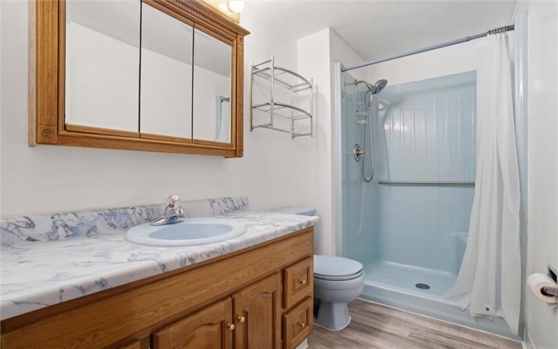537 Lebanon School Rd, Rostraver Twp, 15012, 3 Bedrooms Bedrooms, 9 Rooms Rooms,3 BathroomsBathrooms,Residential,For Sale,Lebanon School Rd,1763725
