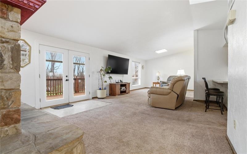 537 Lebanon School Rd, Rostraver Twp, 15012, 3 Bedrooms Bedrooms, 9 Rooms Rooms,3 BathroomsBathrooms,Residential,For Sale,Lebanon School Rd,1763725