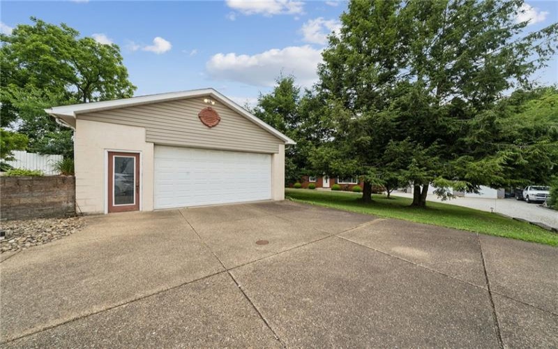 4074 Route 130, Irwin, 15642, 3 Bedrooms Bedrooms, 8 Rooms Rooms,1.1 BathroomsBathrooms,Residential,For Sale,Route 130,1763742