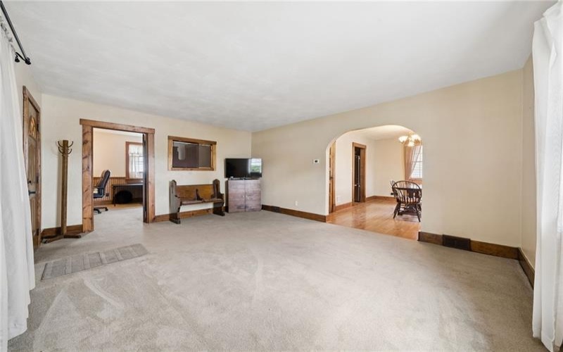 4074 Route 130, Irwin, 15642, 3 Bedrooms Bedrooms, 8 Rooms Rooms,1.1 BathroomsBathrooms,Residential,For Sale,Route 130,1763742