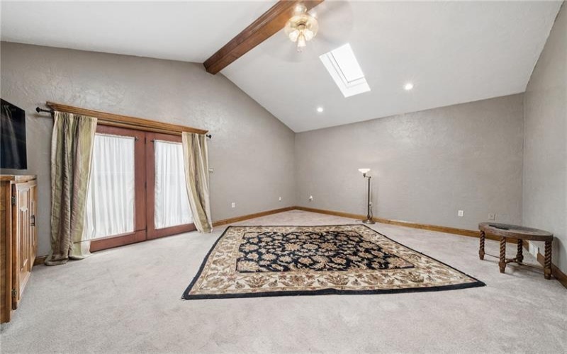 4074 Route 130, Irwin, 15642, 3 Bedrooms Bedrooms, 8 Rooms Rooms,1.1 BathroomsBathrooms,Residential,For Sale,Route 130,1763742