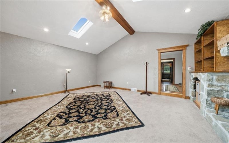4074 Route 130, Irwin, 15642, 3 Bedrooms Bedrooms, 8 Rooms Rooms,1.1 BathroomsBathrooms,Residential,For Sale,Route 130,1763742