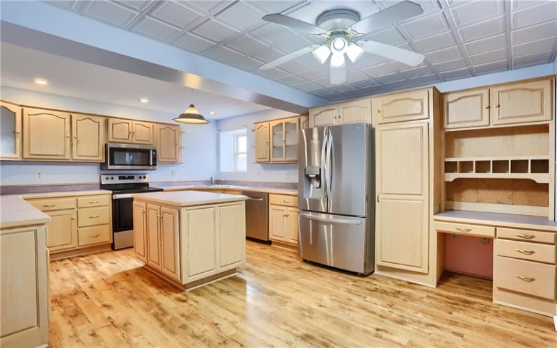 205 Howard Street, McDonald, 15057, 3 Bedrooms Bedrooms, 8 Rooms Rooms,1 BathroomBathrooms,Residential,For Sale,Howard Street,1763747
