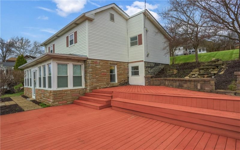 205 Howard Street, McDonald, 15057, 3 Bedrooms Bedrooms, 8 Rooms Rooms,1 BathroomBathrooms,Residential,For Sale,Howard Street,1763747