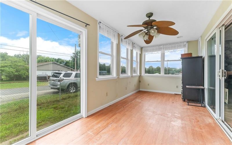 412 Commercial Ave, Masontown, 15461, 3 Bedrooms Bedrooms, ,1.1 BathroomsBathrooms,Residential,For Sale,Commercial Ave,1763749