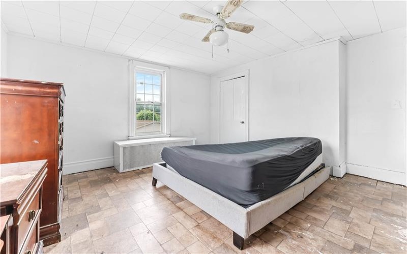 412 Commercial Ave, Masontown, 15461, 3 Bedrooms Bedrooms, ,1.1 BathroomsBathrooms,Residential,For Sale,Commercial Ave,1763749