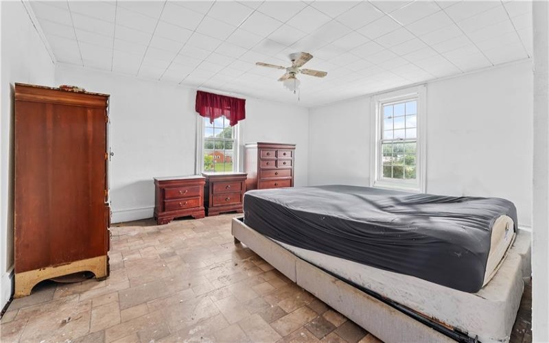 412 Commercial Ave, Masontown, 15461, 3 Bedrooms Bedrooms, ,1.1 BathroomsBathrooms,Residential,For Sale,Commercial Ave,1763749
