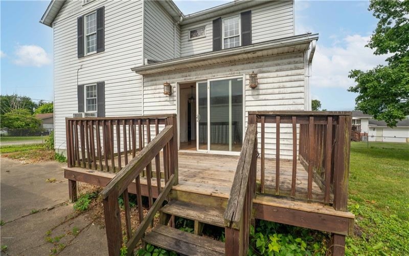 412 Commercial Ave, Masontown, 15461, 3 Bedrooms Bedrooms, ,1.1 BathroomsBathrooms,Residential,For Sale,Commercial Ave,1763749