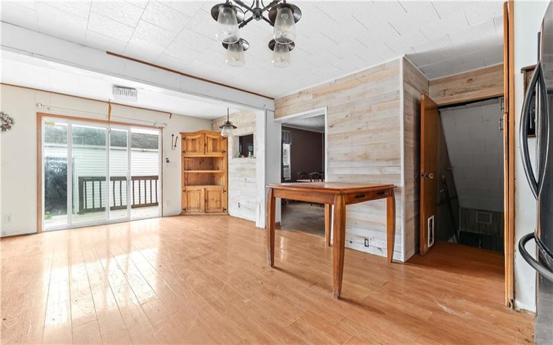 412 Commercial Ave, Masontown, 15461, 3 Bedrooms Bedrooms, ,1.1 BathroomsBathrooms,Residential,For Sale,Commercial Ave,1763749