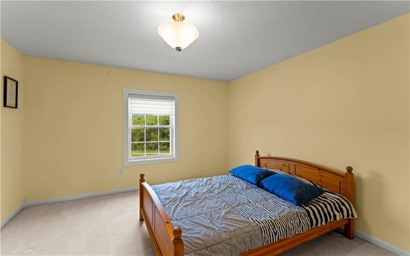 1053 Waterford Ct E, Canonsburg, 15317, 3 Bedrooms Bedrooms, ,2.1 BathroomsBathrooms,Residential,For Sale,Waterford Ct E,1763774