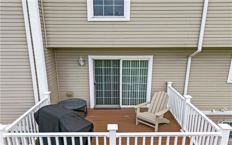 1053 Waterford Ct E, Canonsburg, 15317, 3 Bedrooms Bedrooms, ,2.1 BathroomsBathrooms,Residential,For Sale,Waterford Ct E,1763774