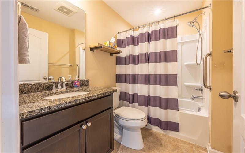 1012 Colonial Dr, Uniontown, 15401, 3 Bedrooms Bedrooms, ,2 BathroomsBathrooms,Residential,For Sale,Colonial Dr,1763780