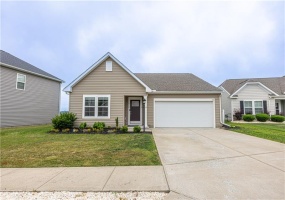 1012 Colonial Dr, Uniontown, 15401, 3 Bedrooms Bedrooms, ,2 BathroomsBathrooms,Residential,For Sale,Colonial Dr,1763780