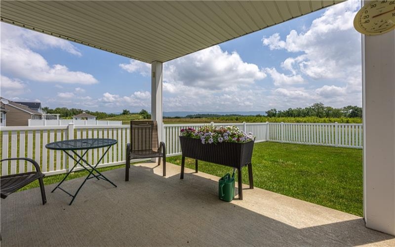 1012 Colonial Dr, Uniontown, 15401, 3 Bedrooms Bedrooms, ,2 BathroomsBathrooms,Residential,For Sale,Colonial Dr,1763780