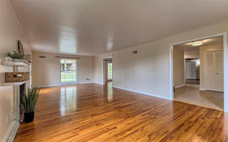 3222 Ridgeway Road, Greensburg, 15601, 5 Bedrooms Bedrooms, 13 Rooms Rooms,2.2 BathroomsBathrooms,Residential,For Sale,Ridgeway Road,1763796