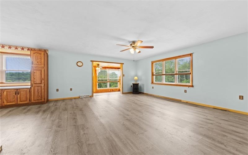 395 Cranberry Rd, Confluence, 15424, 3 Bedrooms Bedrooms, 8 Rooms Rooms,1 BathroomBathrooms,Residential,For Sale,Cranberry Rd,1763806