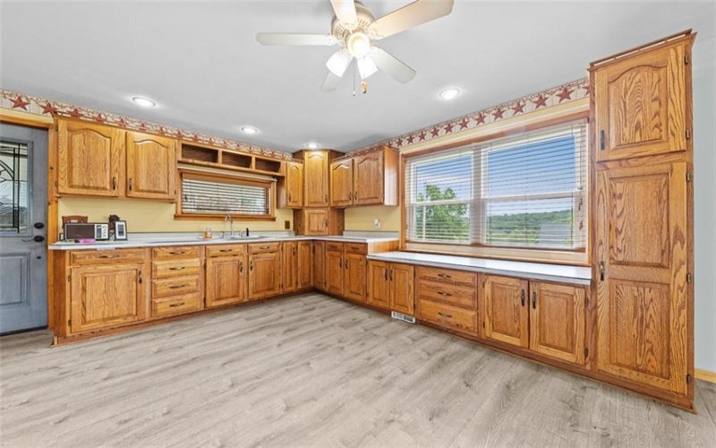 395 Cranberry Rd, Confluence, 15424, 3 Bedrooms Bedrooms, 8 Rooms Rooms,1 BathroomBathrooms,Residential,For Sale,Cranberry Rd,1763806