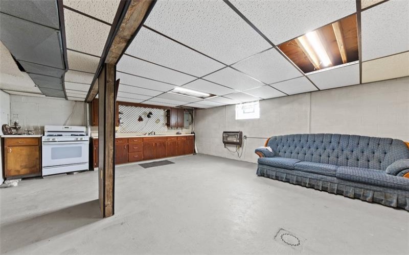395 Cranberry Rd, Confluence, 15424, 3 Bedrooms Bedrooms, 8 Rooms Rooms,1 BathroomBathrooms,Residential,For Sale,Cranberry Rd,1763806