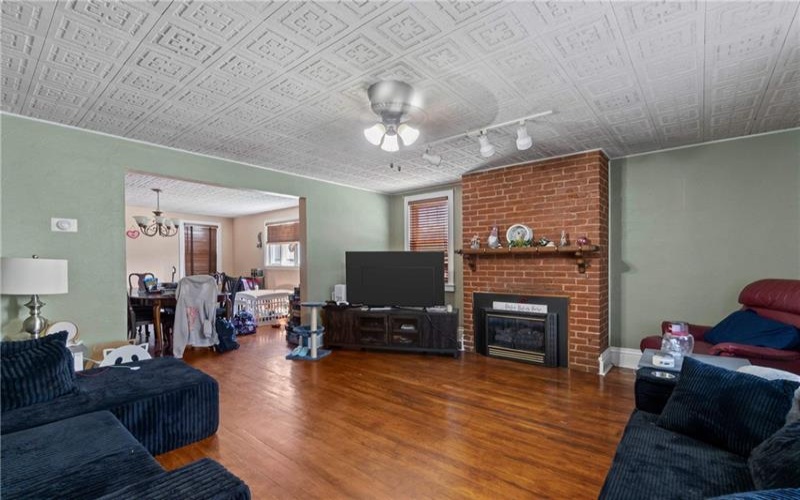 120 3rd St, Mc Donald, 15057, 3 Bedrooms Bedrooms, ,1.1 BathroomsBathrooms,Residential,For Sale,3rd St,1763807
