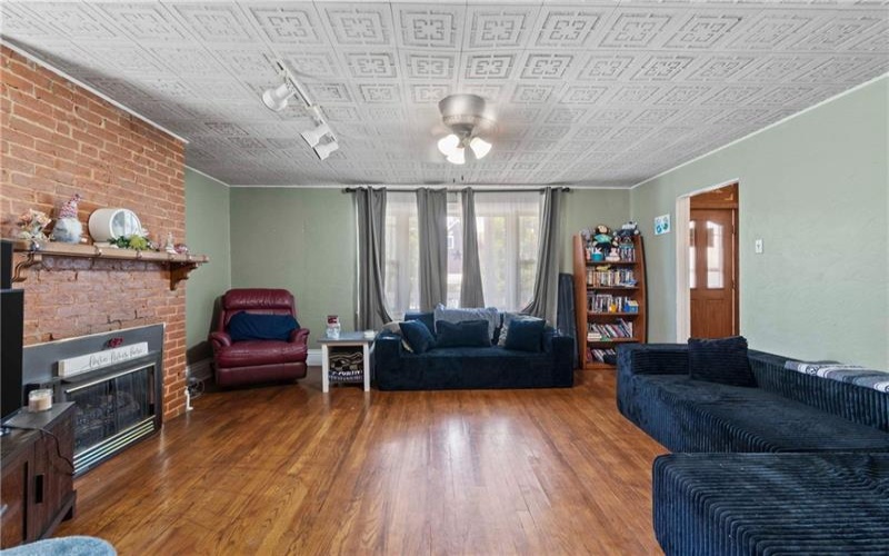 120 3rd St, Mc Donald, 15057, 3 Bedrooms Bedrooms, ,1.1 BathroomsBathrooms,Residential,For Sale,3rd St,1763807