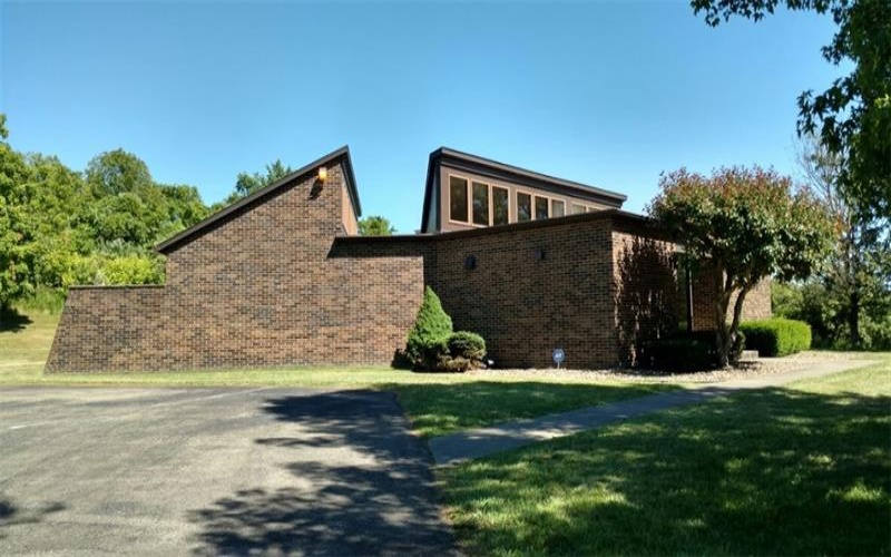 580 Duck Hollow Rd, Uniontown, 15401, ,Commercial-industrial-business,For Sale,Duck Hollow Rd,1763812