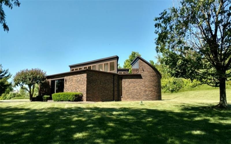 580 Duck Hollow Rd, Uniontown, 15401, ,Commercial-industrial-business,For Sale,Duck Hollow Rd,1763812