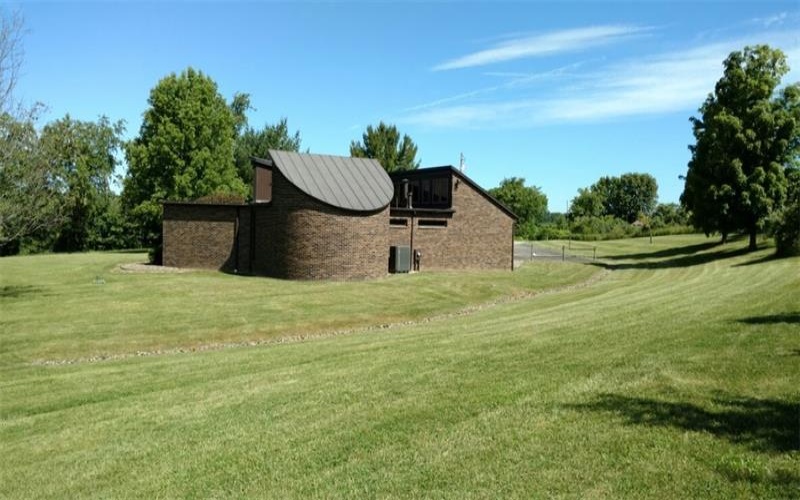 580 Duck Hollow Rd, Uniontown, 15401, ,Commercial-industrial-business,For Sale,Duck Hollow Rd,1763812