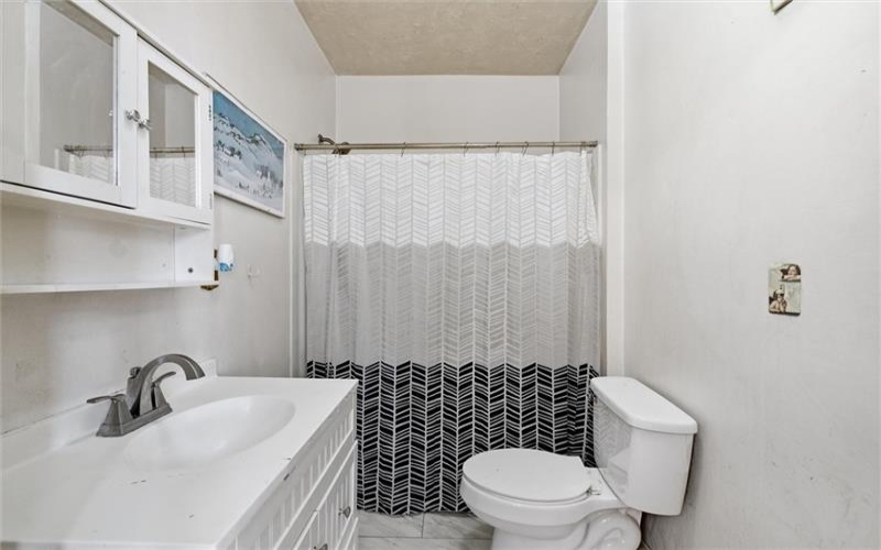 157 Freeport Rd, New Kensington, 15068, 3 Bedrooms Bedrooms, 7 Rooms Rooms,2 BathroomsBathrooms,Residential,For Sale,Freeport Rd,1763838
