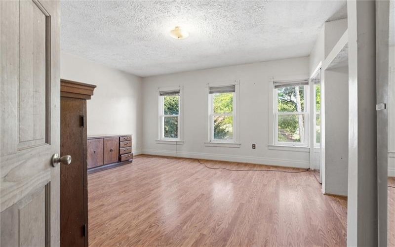 157 Freeport Rd, New Kensington, 15068, 3 Bedrooms Bedrooms, 7 Rooms Rooms,2 BathroomsBathrooms,Residential,For Sale,Freeport Rd,1763838