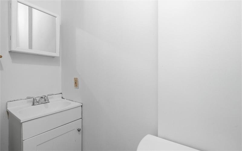 157 Freeport Rd, New Kensington, 15068, 3 Bedrooms Bedrooms, 7 Rooms Rooms,2 BathroomsBathrooms,Residential,For Sale,Freeport Rd,1763838