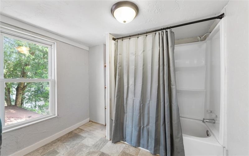 312 6th Street, Monessen, 15062, 2 Bedrooms Bedrooms, 5 Rooms Rooms,2 BathroomsBathrooms,Residential,For Sale,6th Street,1763848
