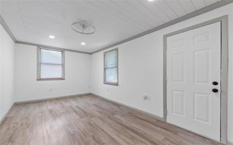 305 Spring Ln, West Newton, 15089, 1 Bedroom Bedrooms, ,1 BathroomBathrooms,Residential,For Sale,Spring Ln,1763868