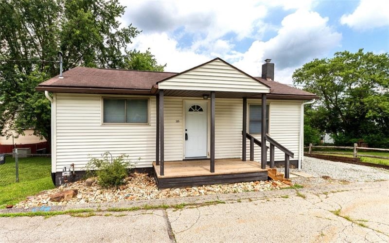 305 Spring Ln, West Newton, 15089, 1 Bedroom Bedrooms, ,1 BathroomBathrooms,Residential,For Sale,Spring Ln,1763868