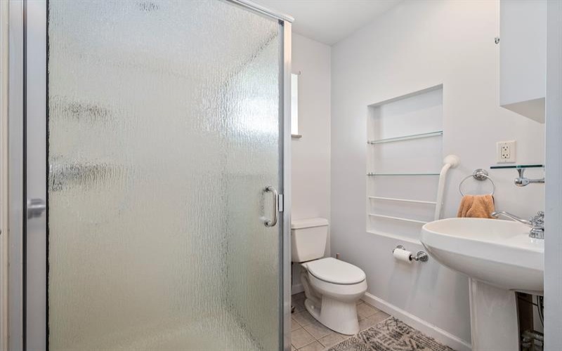 247 Mary DRIVE, New Kensington, 15068, 3 Bedrooms Bedrooms, 9 Rooms Rooms,2.1 BathroomsBathrooms,Residential,For Sale,Mary,1763881