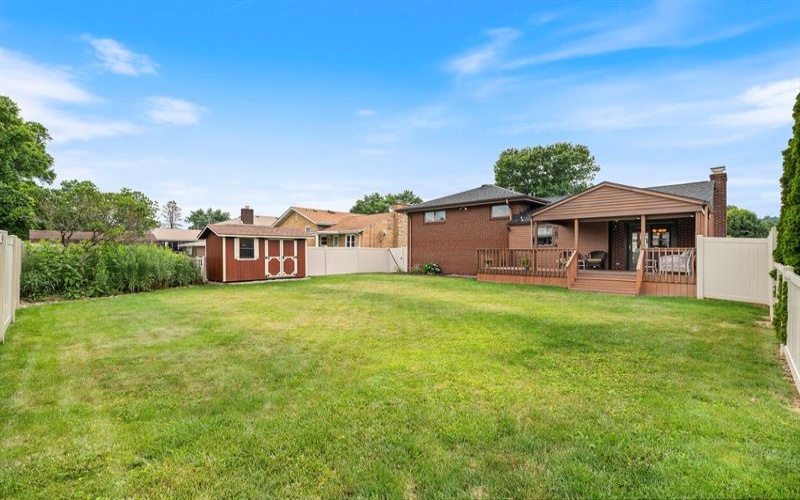 247 Mary DRIVE, New Kensington, 15068, 3 Bedrooms Bedrooms, 9 Rooms Rooms,2.1 BathroomsBathrooms,Residential,For Sale,Mary,1763881