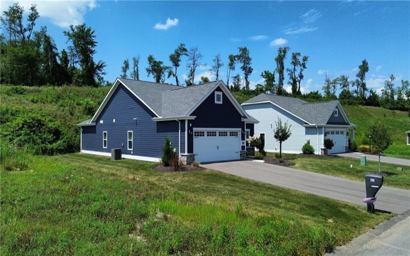 142 Summer Ln, McDonald, 15057, 3 Bedrooms Bedrooms, 9 Rooms Rooms,2 BathroomsBathrooms,Residential,For Sale,Summer Ln,1763896