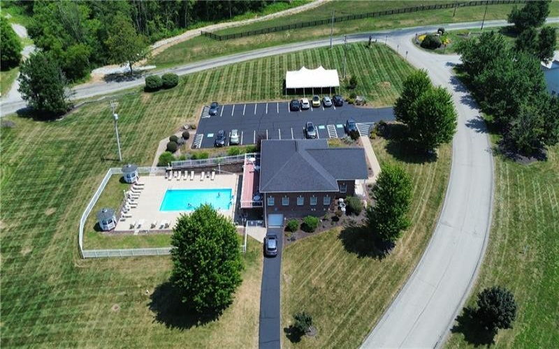 142 Summer Ln, McDonald, 15057, 3 Bedrooms Bedrooms, 9 Rooms Rooms,2 BathroomsBathrooms,Residential,For Sale,Summer Ln,1763896