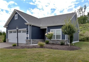 142 Summer Ln, McDonald, 15057, 3 Bedrooms Bedrooms, 9 Rooms Rooms,2 BathroomsBathrooms,Residential,For Sale,Summer Ln,1763896