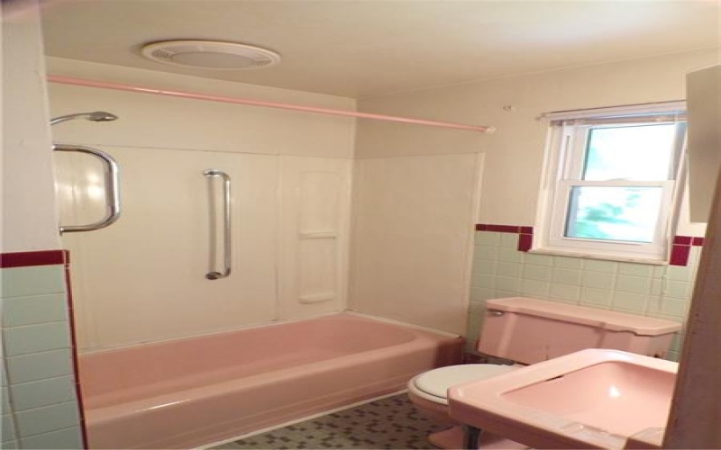 4721 Tomer Dr, Murrysville, 15668, 3 Bedrooms Bedrooms, ,2.1 BathroomsBathrooms,Residential,For Sale,Tomer Dr,1763917