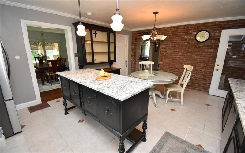 426 Station Rd, Scenery Hill, 15360, 4 Bedrooms Bedrooms, ,2 BathroomsBathrooms,Residential,For Sale,Station Rd,1763924
