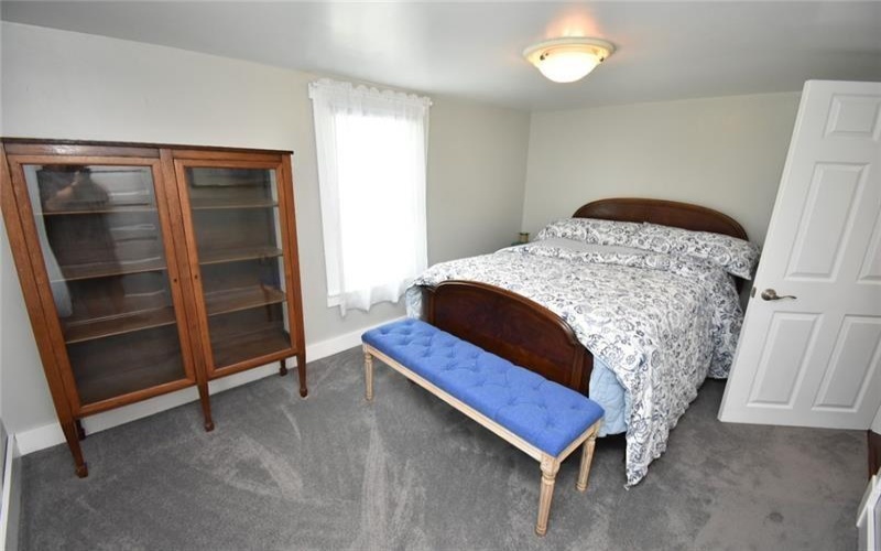 426 Station Rd, Scenery Hill, 15360, 4 Bedrooms Bedrooms, ,2 BathroomsBathrooms,Residential,For Sale,Station Rd,1763924