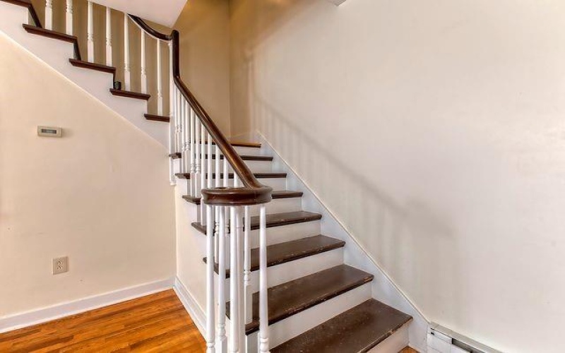200 College Ave, Mount Pleasant, 15666, 3 Bedrooms Bedrooms, 8 Rooms Rooms,1.1 BathroomsBathrooms,Residential,For Sale,College Ave,1763942