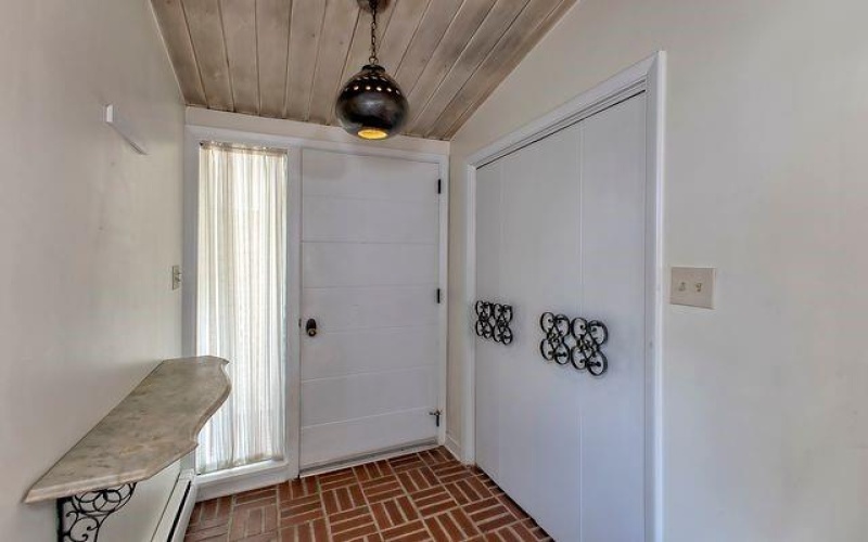 200 College Ave, Mount Pleasant, 15666, 3 Bedrooms Bedrooms, 8 Rooms Rooms,1.1 BathroomsBathrooms,Residential,For Sale,College Ave,1763942