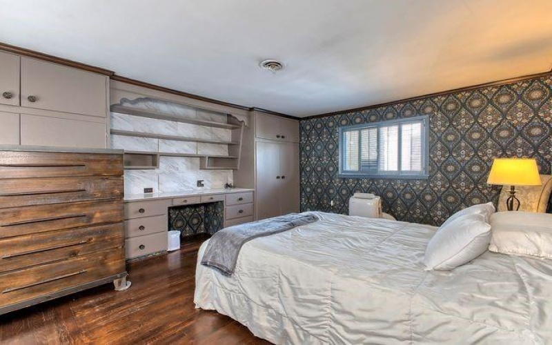 200 College Ave, Mount Pleasant, 15666, 3 Bedrooms Bedrooms, 8 Rooms Rooms,1.1 BathroomsBathrooms,Residential,For Sale,College Ave,1763942